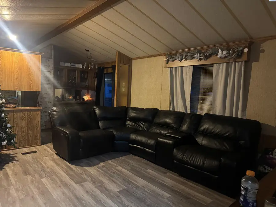 1201 W Washington Ave #36, Yakima, WA 98903 - #3