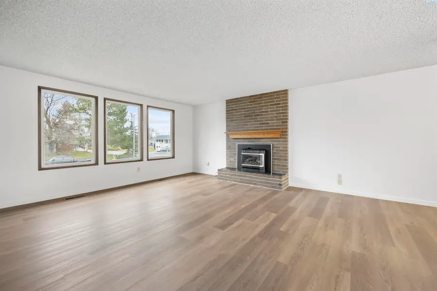 1912 Dogwood Place, Richland, WA 99354 - Image #2