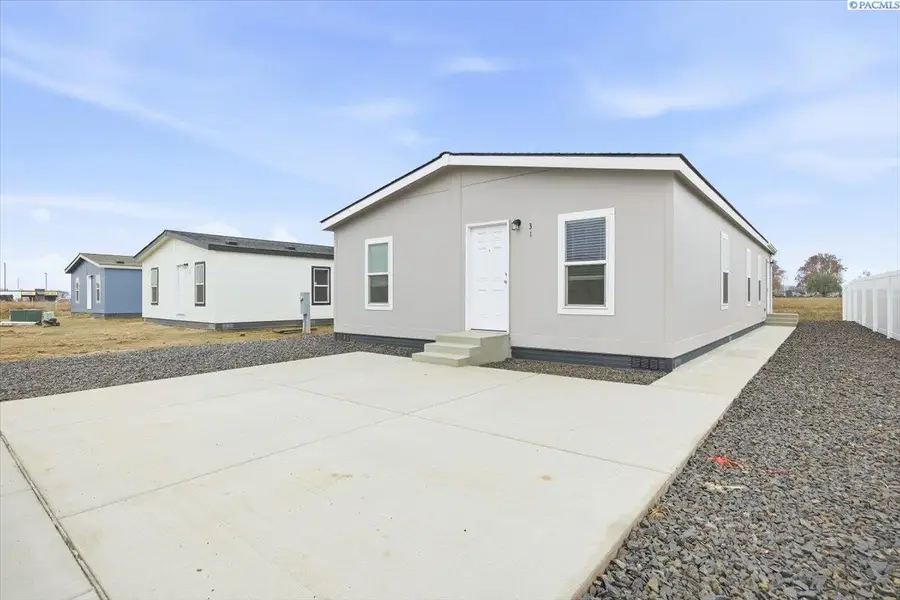 2681 E Edison Ave #31, Sunnyside, WA 98944 - Image #2