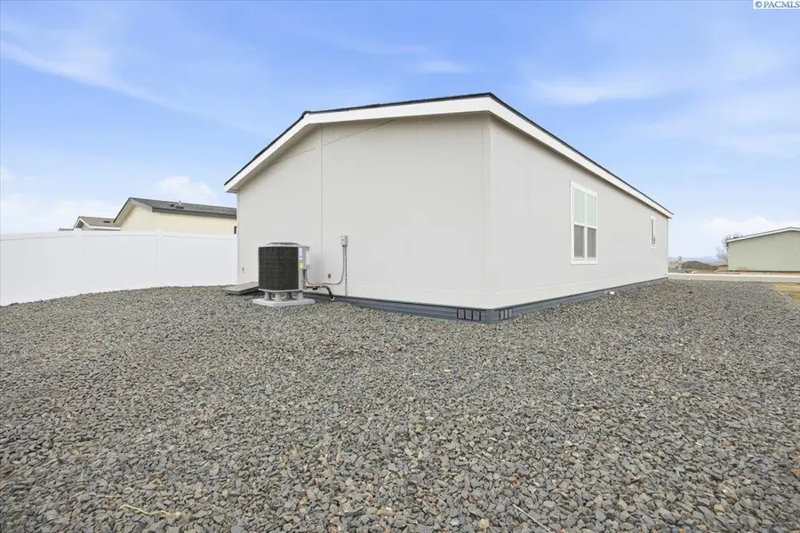 2681 E Edison Ave #31, Sunnyside, WA 98944 - Image #3