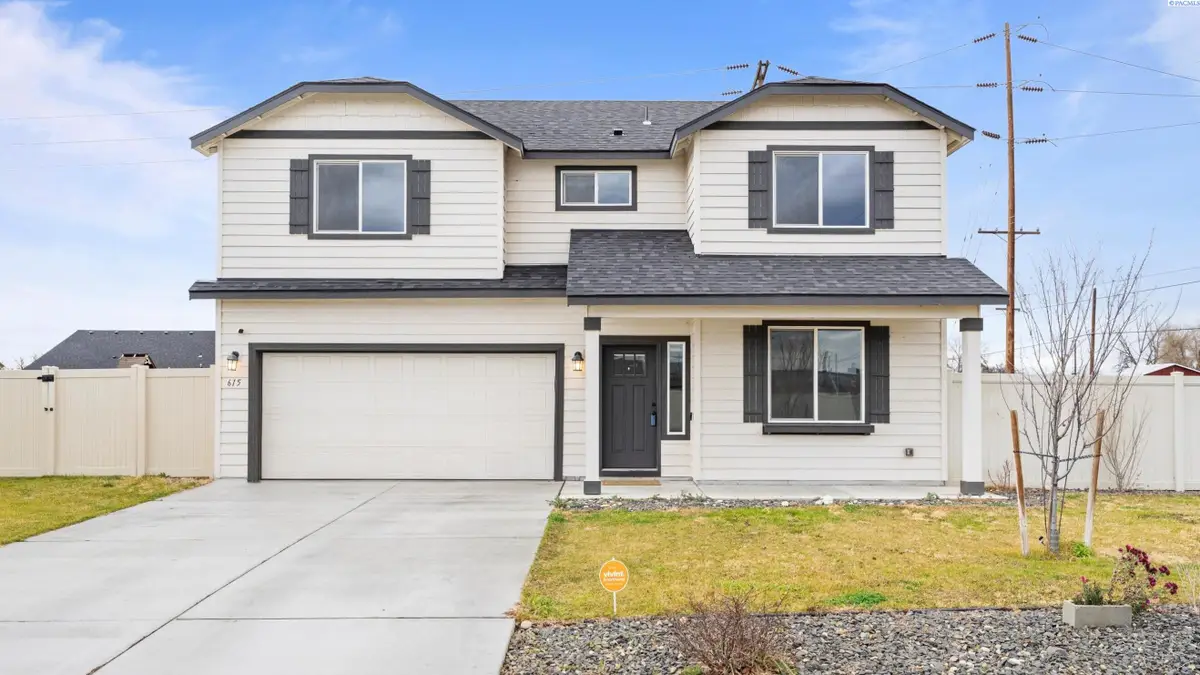 615 E 21st Ave, Kennewick, WA 99337 - Image #1