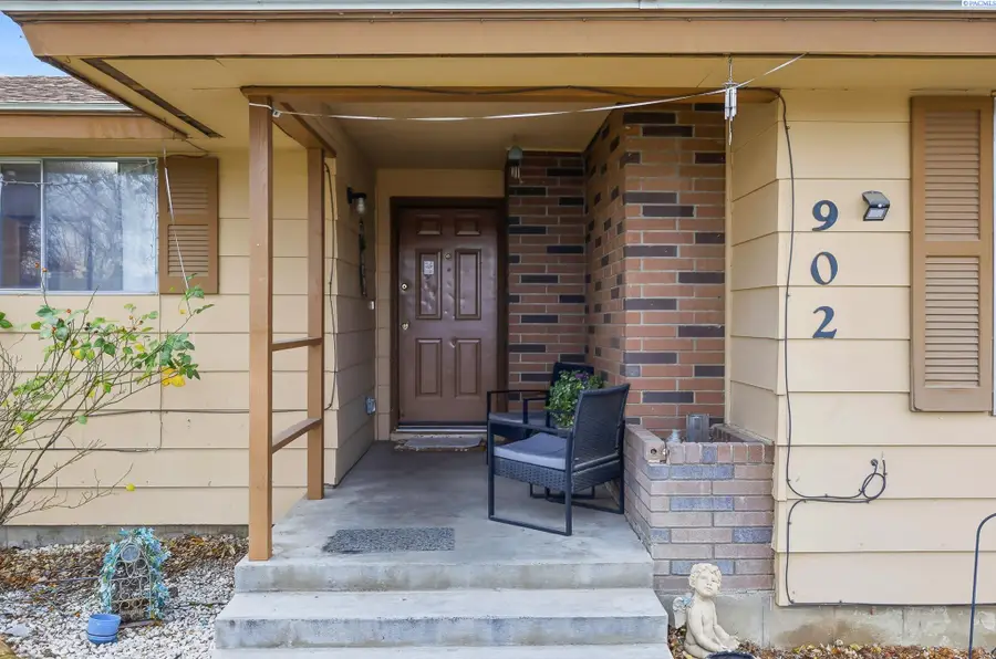 902 S Kellogg, Kennewick, WA 99336 - Image #2