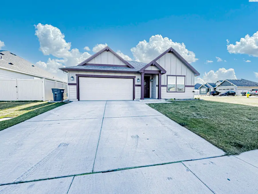 1401 Centennial Ave, Sunnyside, WA 98944 - Image #2