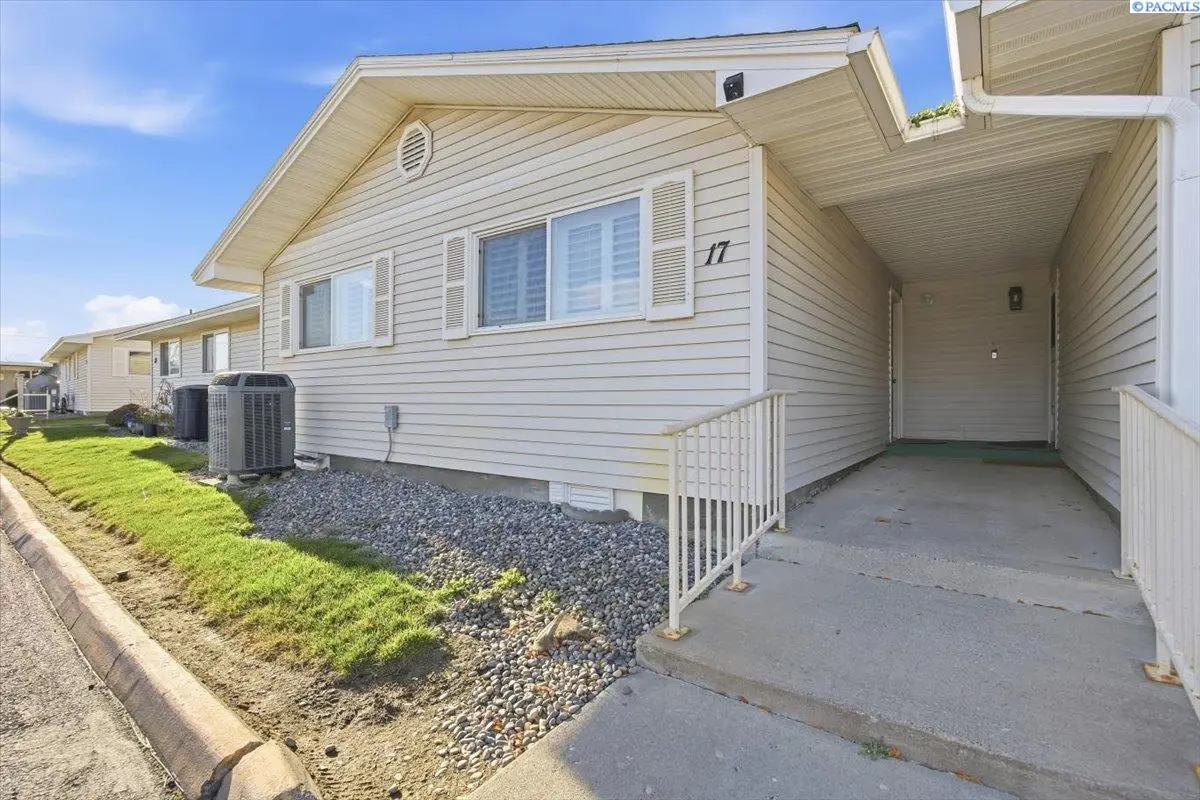 4203 W Kennewick Ave., Apt. 17 #17, Kennewick, WA 99336 - Image #1