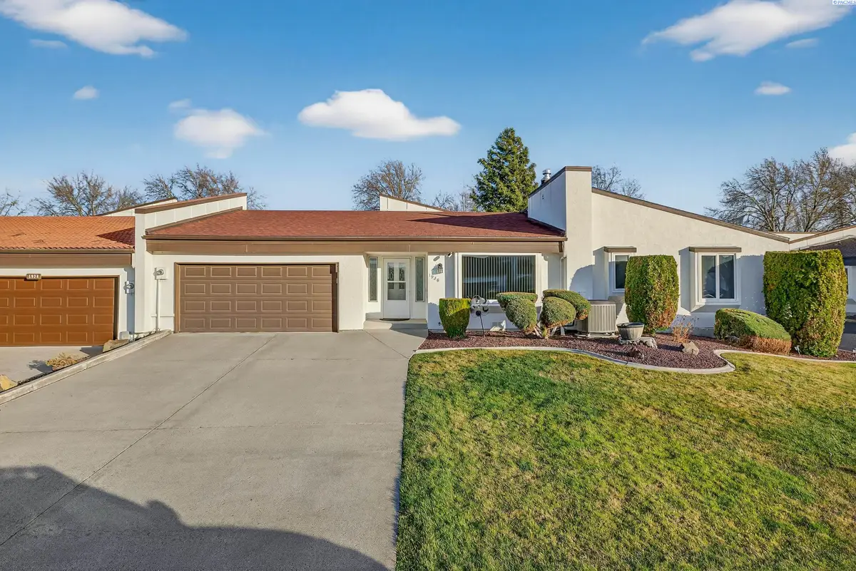 1928 Meadows Dr North, Richland, WA 99352 - Image #1