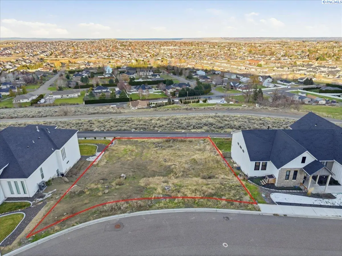 5530 Hershey Lane, West Richland, WA 99353 - Image #1