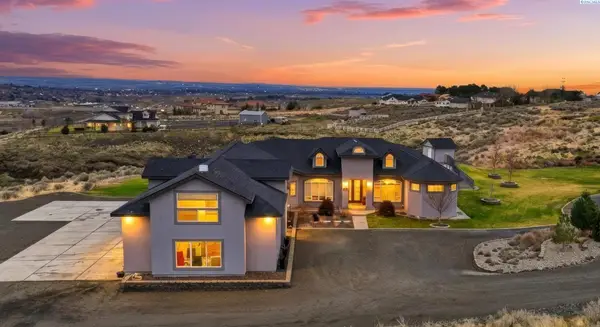 108133 E 217 Pr Se, Kennewick, WA 99338