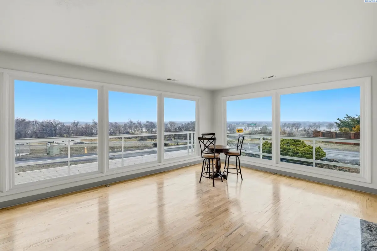 5805 W Arrowhead. Ave, Kennewick, WA 99336 - Image #1