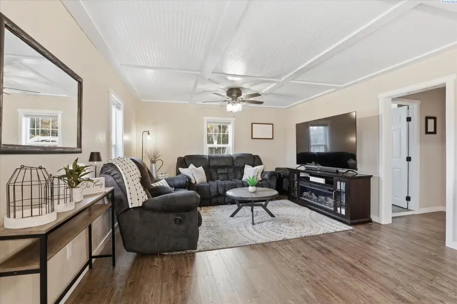 4001 N Palouse, Colfax, WA 99111 - Image #2