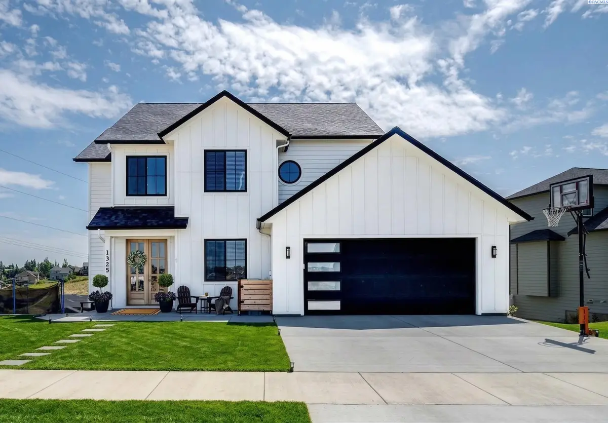 1325 SW Panorama Drive, Pullman, WA 99163 - #1