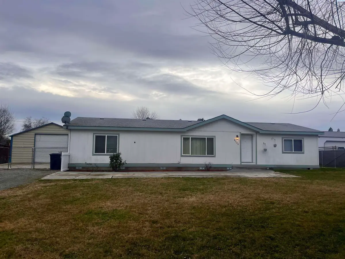 8204 W Ruby, Pasco, WA 99301 - Image #1