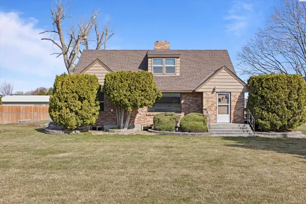 6007 W Court, Pasco, WA 99301