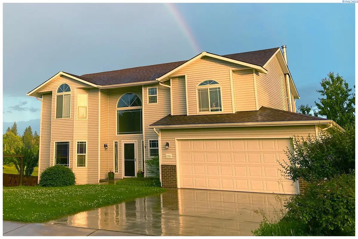 1506 NW Canyon View Dr, Pullman, WA 99163 - Image #1