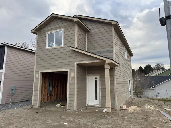 3430 W 6th Place, Kennewick, WA 99336