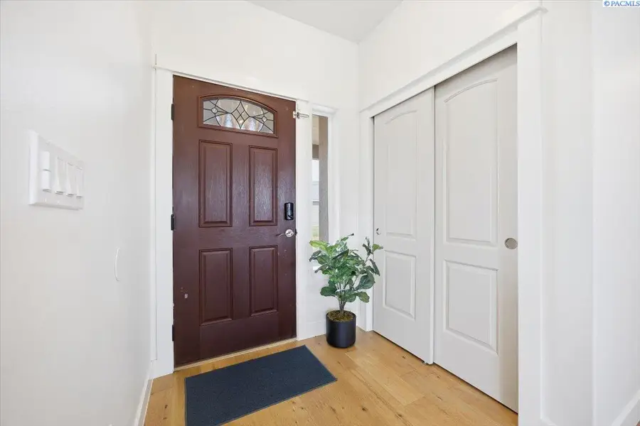 2325 Famville Ct., Pasco, WA 99301 - Image #3