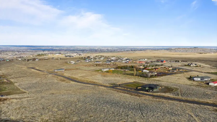 32705 S Cantera St, Kennewick, WA 99338 - Image #2