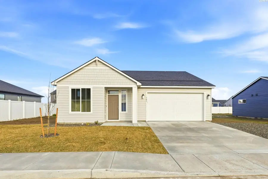 503 Amberly Ave, Grandview, WA 98930 - Image #2