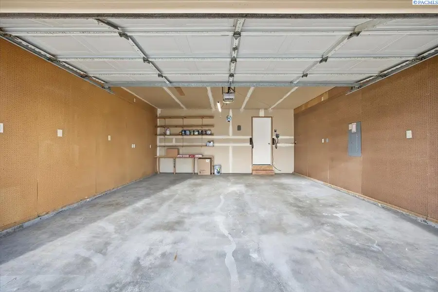 3818 W Hood Ct., Kennewick, WA 99336 - Image #3