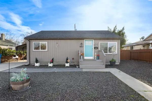 1419 Van Giesen St, Richland, WA 99354