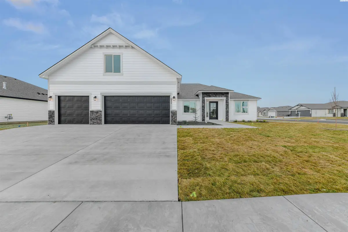 6904 Bluegill Ln, Pasco, WA 99301 - #1