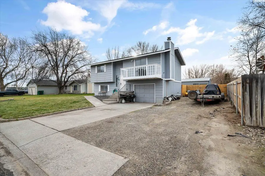 709 W 43rd Ave, Kennewick, WA 99337 - Image #2
