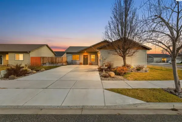 1520 N Irving Place, Kennewick, WA 99336