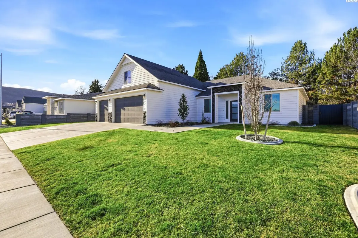 1589 Livorno Ave, Richland, WA 99352 - Image #1