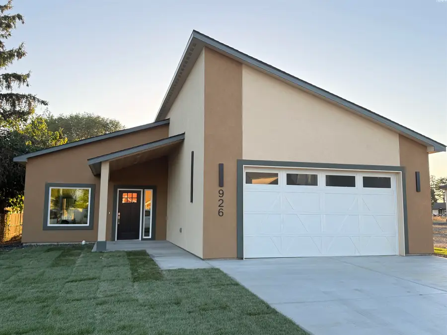 926 N 26th Ave, Pasco, WA 99301 - Image #3