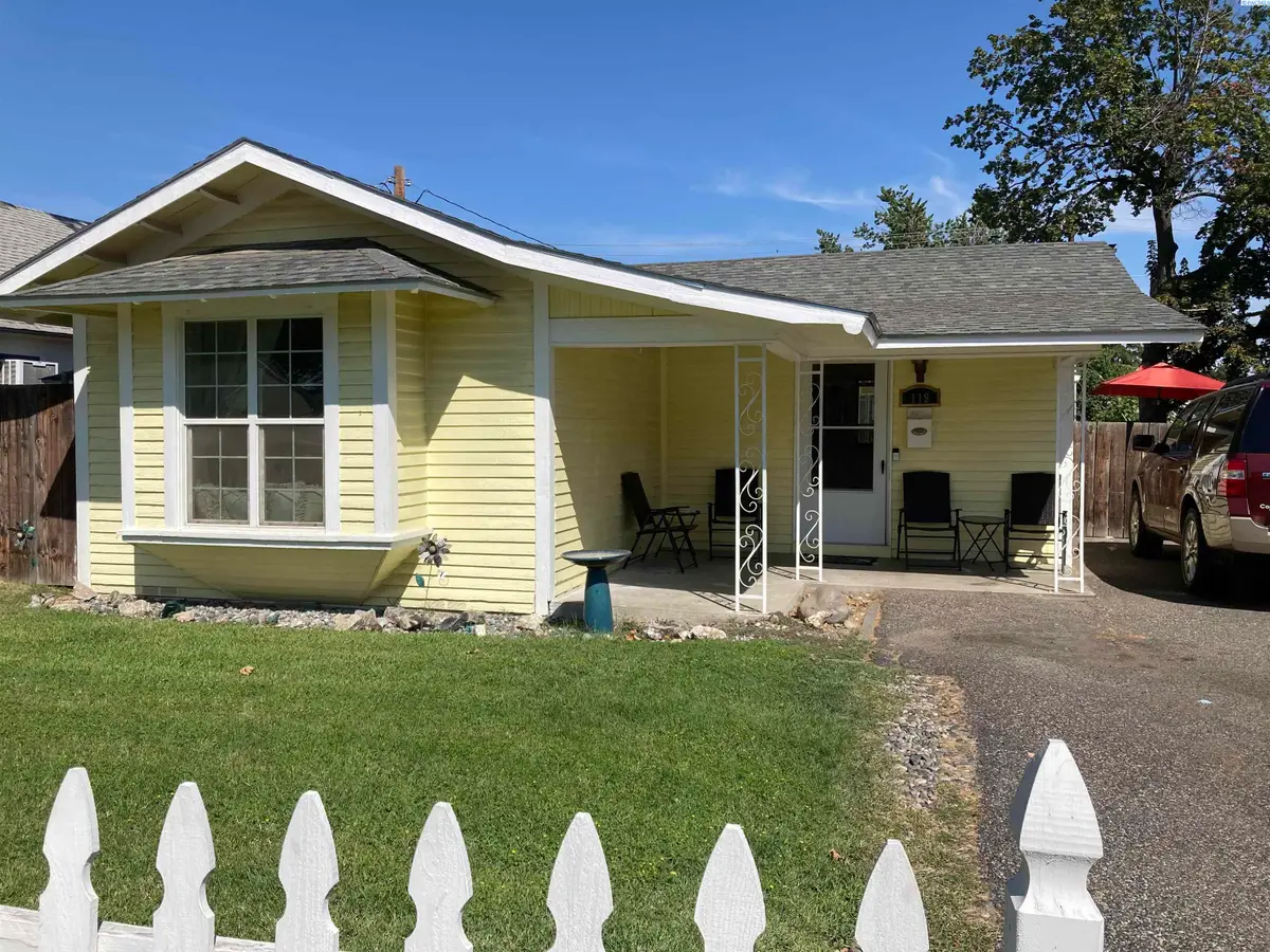 119 E 3rd Ave, Kennewick, WA 99336-4035 - Image #1