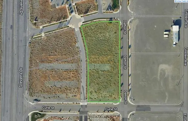750 Curie Street, Richland, WA 99354