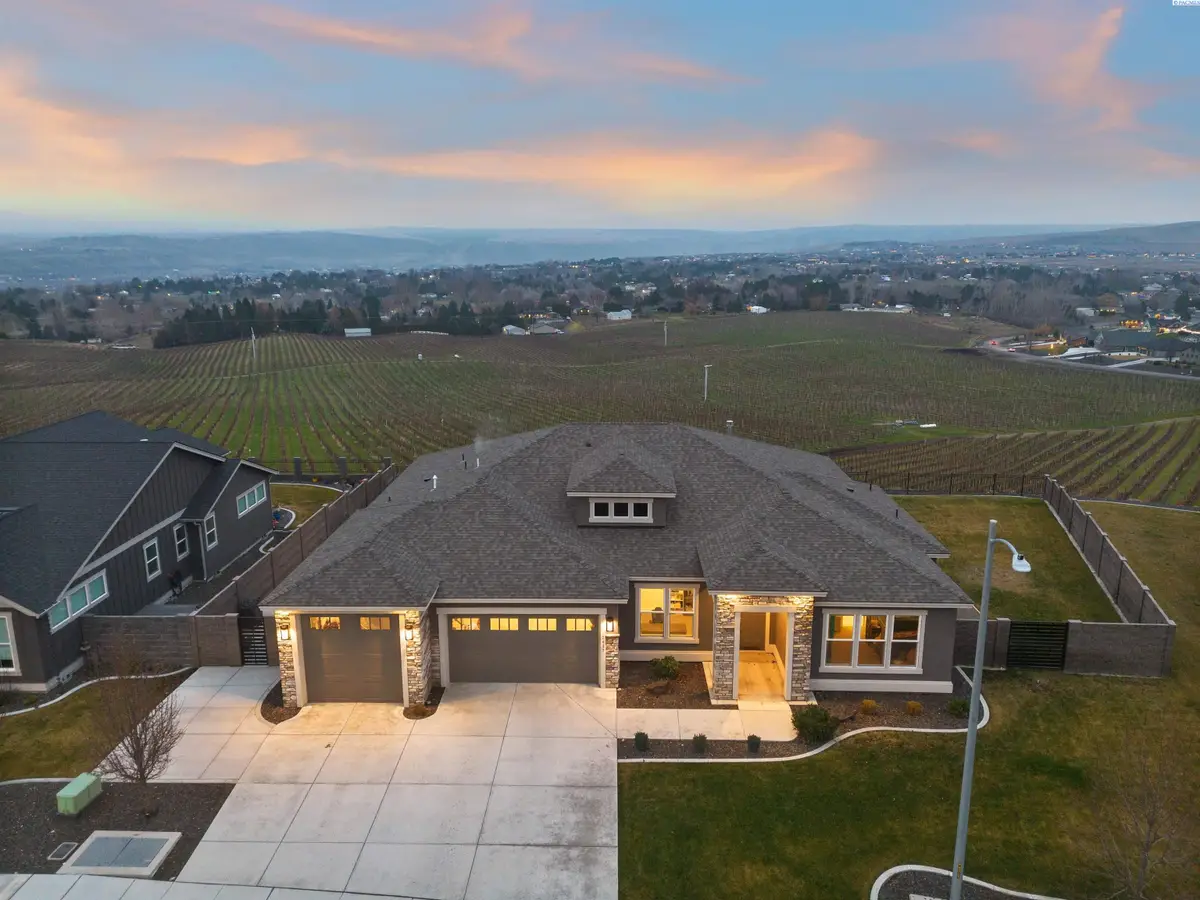 2417 Legacy Ln., Richland, WA 99352 - Image #1