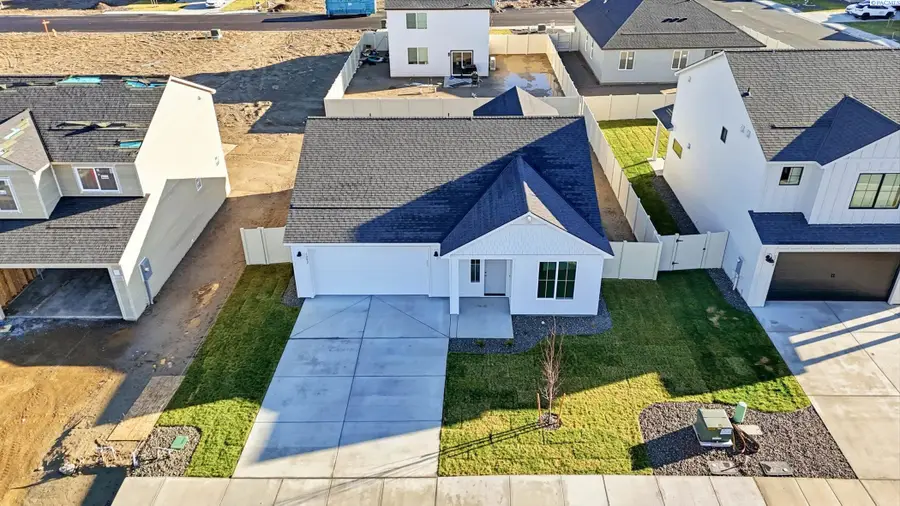 1202 18th Street, Benton City, WA 99320 - #3