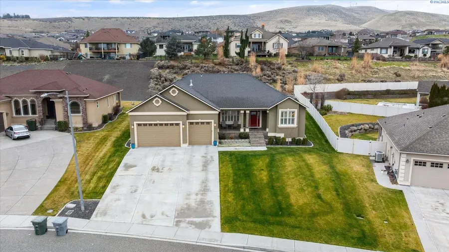 1417 Purple Sage St, Richland, WA 99352 - Image #2