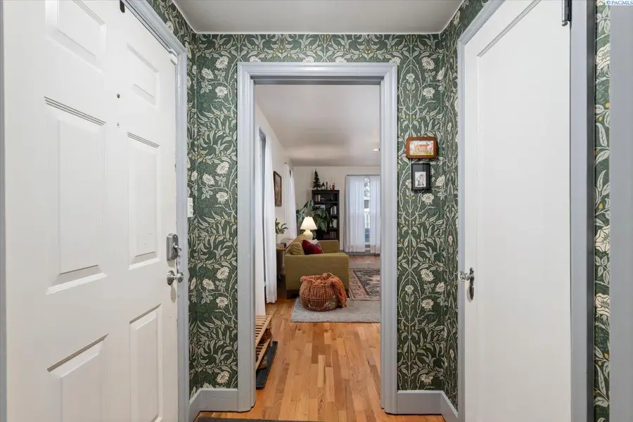 503 West 1st Avenue, Kennewick, WA 99336 - Image #2