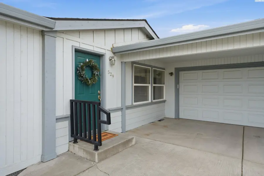 529 Wisteria St, Richland, WA 99352 - Image #2
