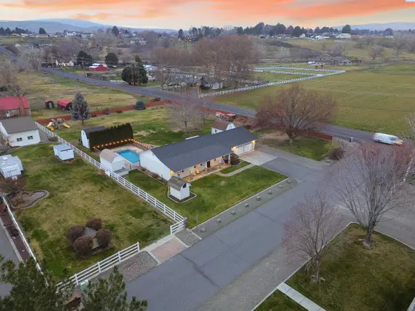 192205 E 247 Prse, Kennewick, WA 99337