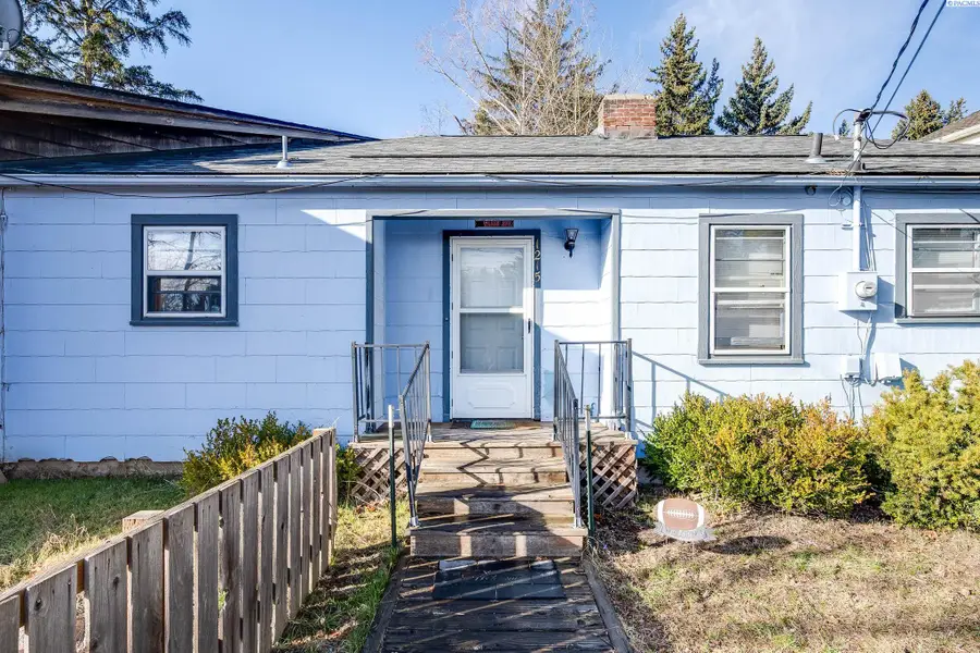 1215 NE Myrtle St, Pullman, WA 99163 - Image #3