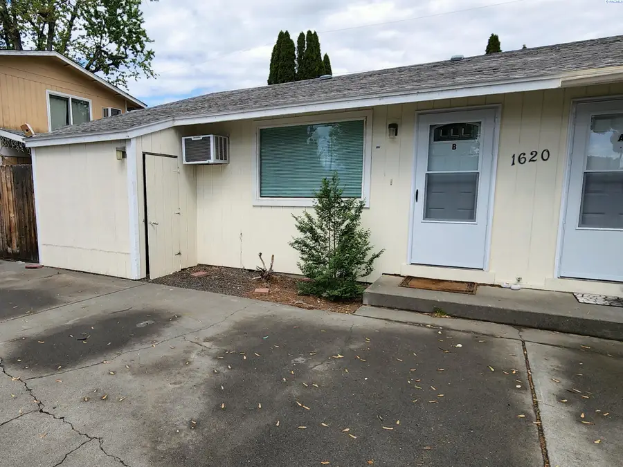 1620/1621 W 5th Place, Kennewick, WA 99336 - Image #3