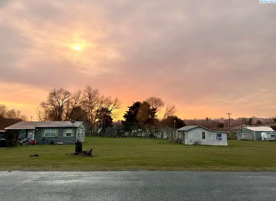 4173 Fallon Dr., West Richland, WA 99353 - Image #2