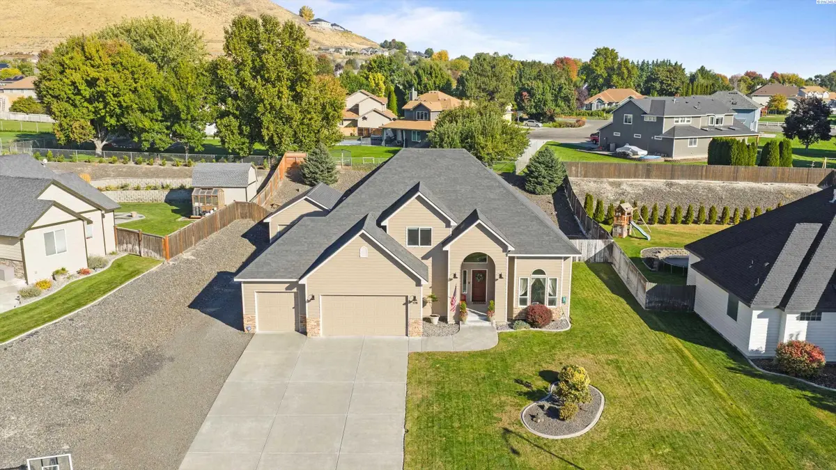 176 Andrea Lane, Richland, WA 99352 - Image #1