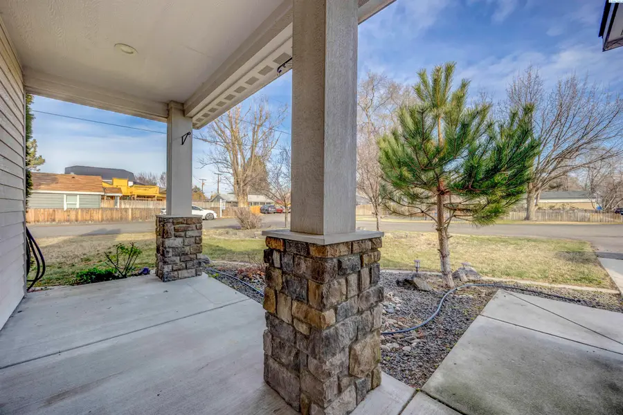 3742 Grant Loop, West Richland, WA 99353 - Image #3