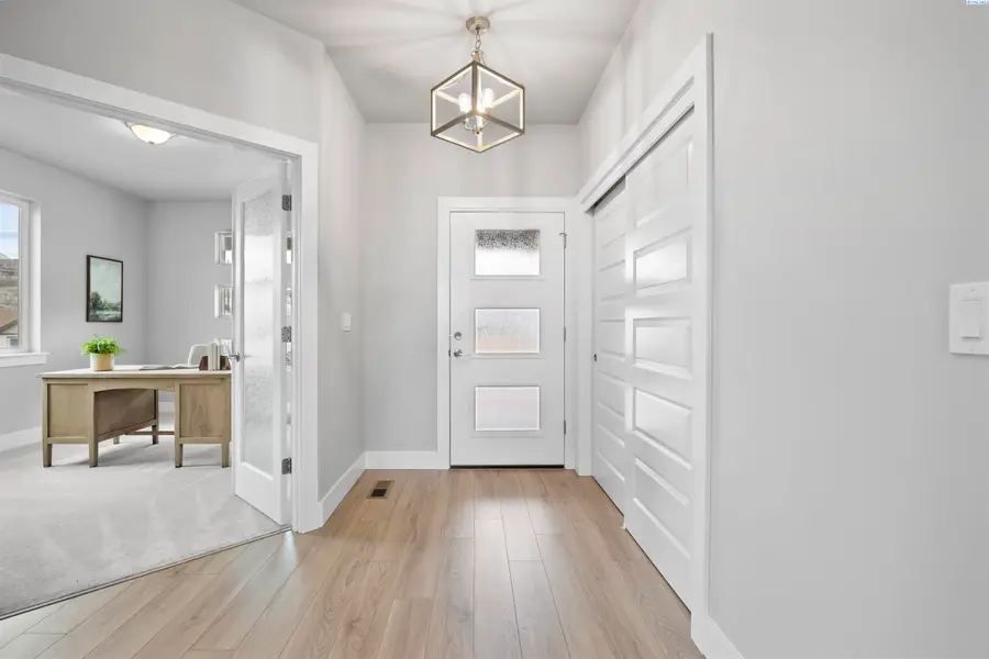 3850 Orchard Street, West Richland, WA 99353 - Image #2