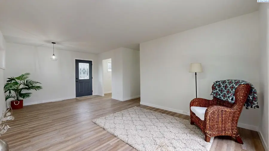 2206 Dallas Street, Richland, WA 99352 - Image #3