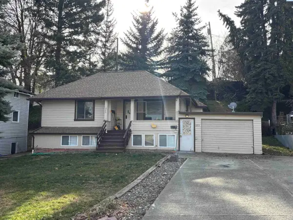 223-225 W Main St, Pullman, WA 99163