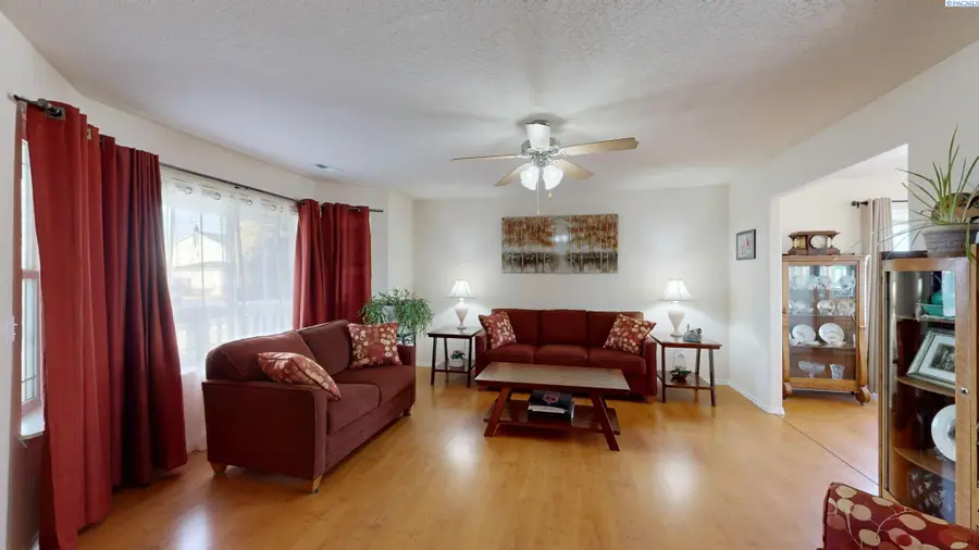 2410 NW Robert St, Pullman, WA 99163 - #2