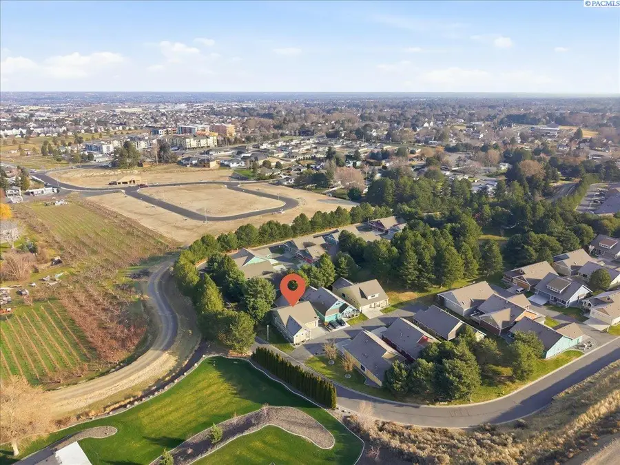 8010 W 21st Ave, Kennewick, WA 99338 - Image #3