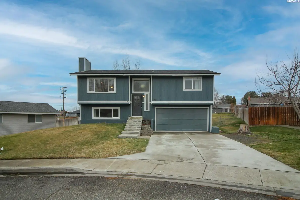 4611 Mallard Court, West Richland, WA 99353 - #1