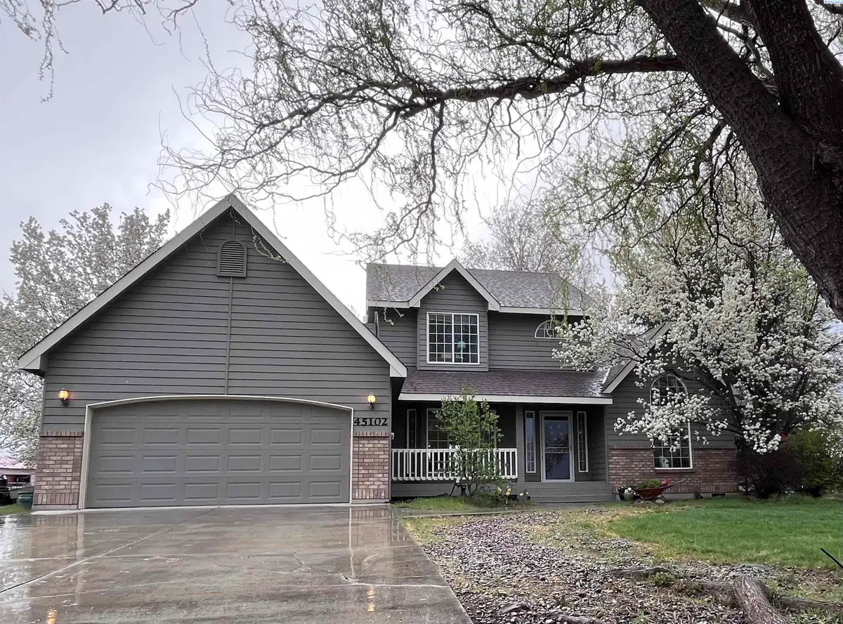 45102 E Alderbrook Ct, West Richland, WA 99353 - #1