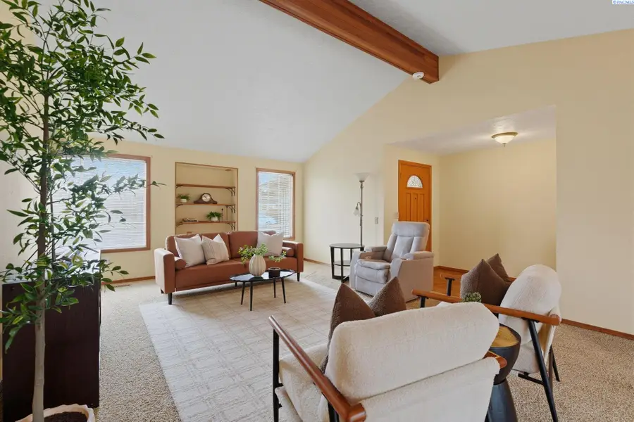 415 Skamania St, Richland, WA 99354 - #3