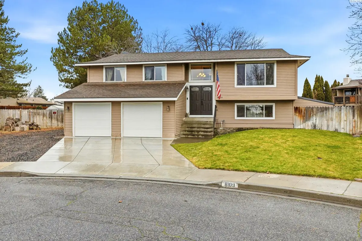 8109 W Entiat Place, Kennewick, WA 99336 - Image #1